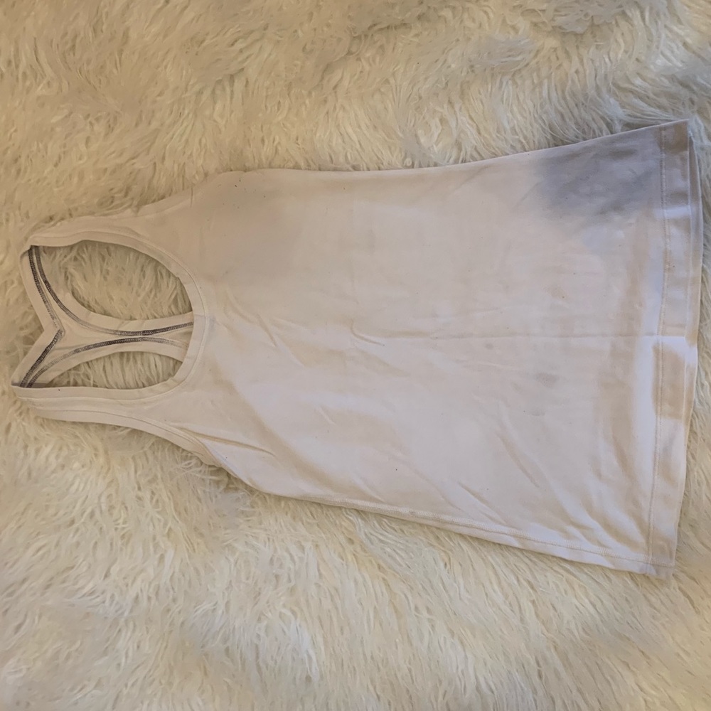 WHITE LULULEMON TANK TOP